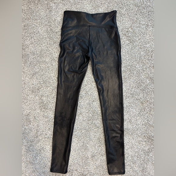 SPANX faux leather women’s Black High-Rise Leggings size small - Picture 6 of 9